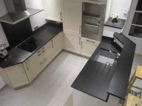 Plan de travail cuisine marbre noir